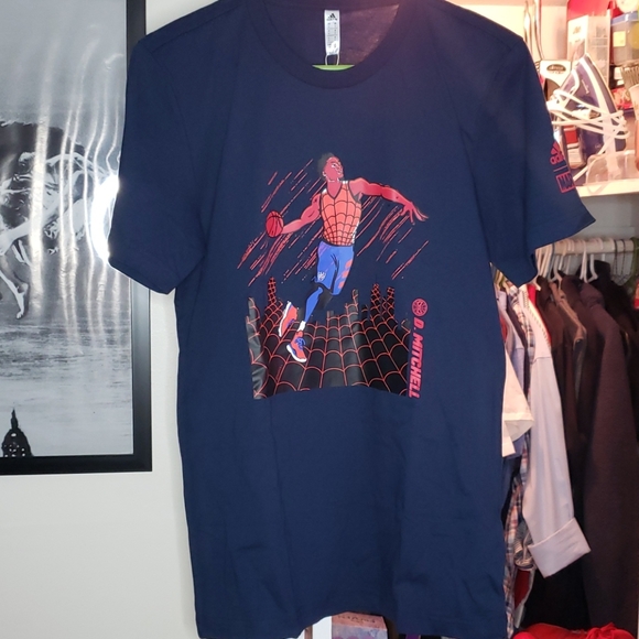 donovan mitchell t shirt adidas